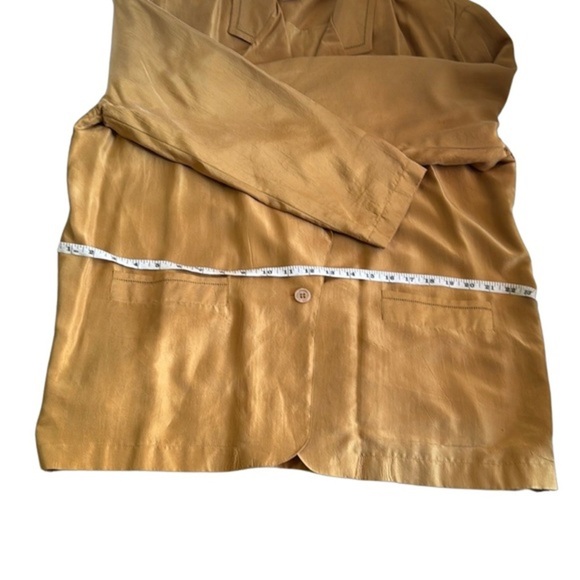 Vintage Sils Mara GSA New York Silk Blazer with 100% silk & 100% Acetate‎ Lining - Picture 6 of 9